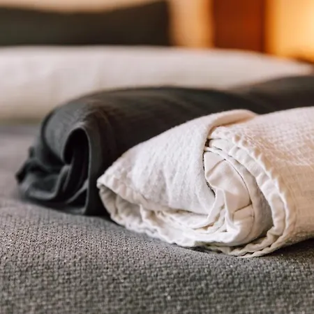 Alles Neu: 1-zi Zentral Am Exerzierpl. 24h-checkin Apartment